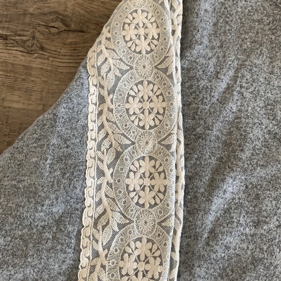 Pj/Lounge set with lace trim ,soft and comfortable - Picture 9 of 14